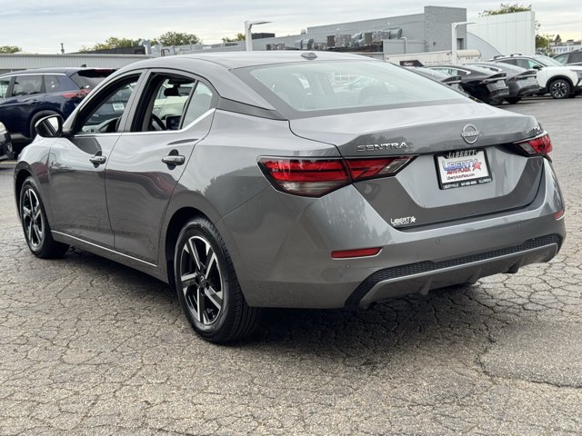 Used 2024 Nissan Sentra SV FWD image 18