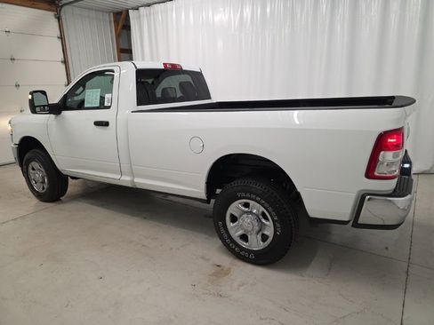 Used 2024 RAM 2500 Tradesman AWD/4WD image 3