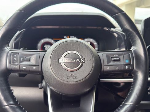 Used 2023 Nissan Pathfinder Platinum w/ Lighting Package (N92) image 22