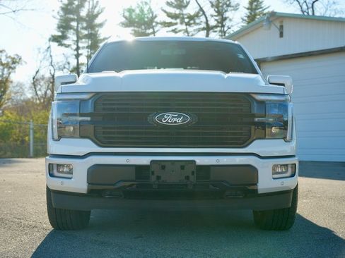 Used 2024 Ford F150 Platinum image 3