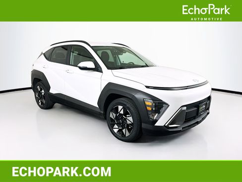 Used 2025 Hyundai Kona SEL FWD image 1