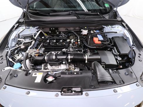 Used 2022 Honda Accord Sport image 27