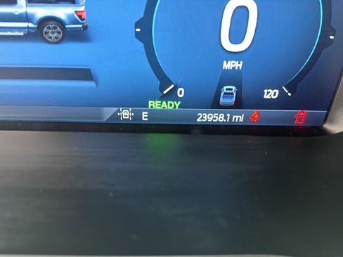 Used 2025 Ford F150 XLT w/ Equipment Group 301A Standard image 22