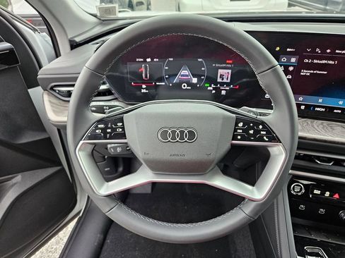 New 2025 Audi Q5 Premium Plus AWD/4WD image 10