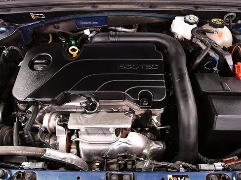 Used 2024 Chevrolet Malibu LT image 31