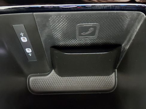 Used 2024 Volkswagen ID.4 S RWD image 25