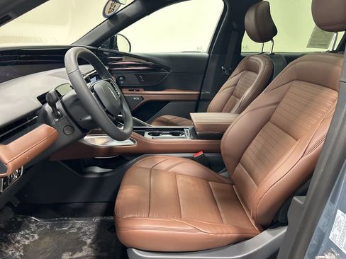 New 2026 Lincoln Nautilus Reserve w/ Jet Appearance Package image 9