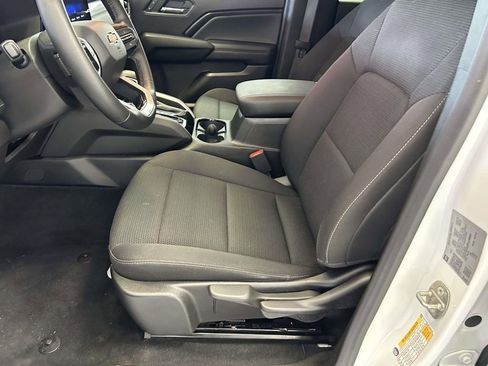Used 2023 Chevrolet Colorado LT w/ LT Convenience Package AWD/4WD image 17