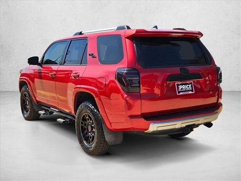 Used 2018 Toyota 4Runner TRD Off-Road Premium image 8