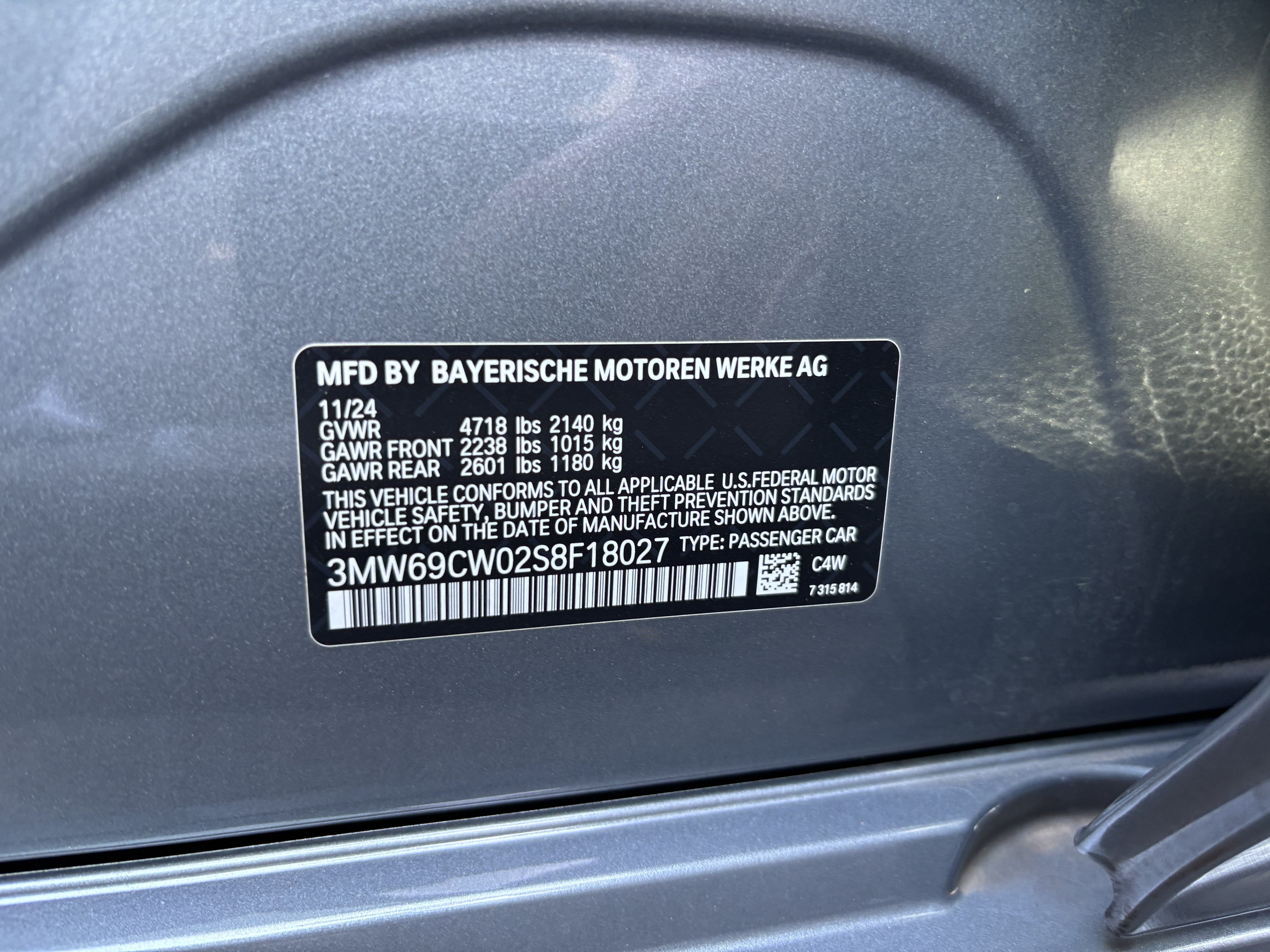 Certified 2025 BMW 330i Sedan RWD image 37