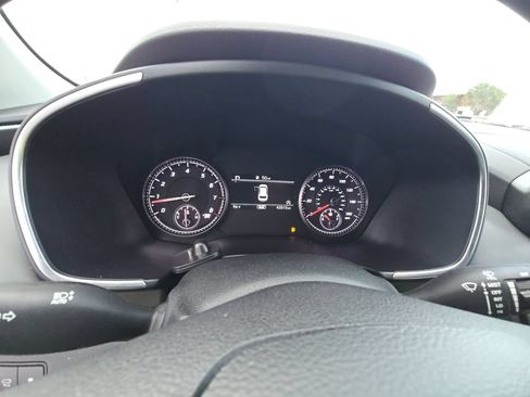 Used 2023 Hyundai Santa Fe SEL AWD/4WD image 2