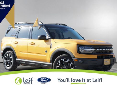 Certified 2022 Ford Bronco Sport Outer Banks w/ Tech Package AWD/4WD image 1