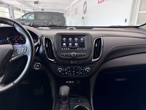 Used 2022 Chevrolet Equinox RS AWD/4WD image 15