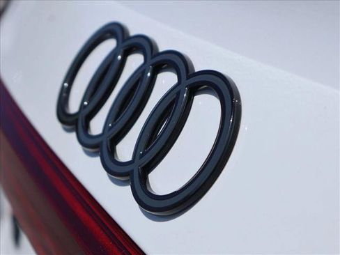Used 2024 Audi Q8 e-tron Premium AWD/4WD image 29