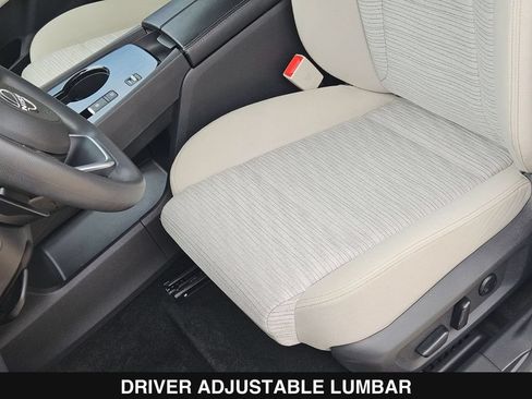 Used 2023 Nissan Rogue SV FWD image 16