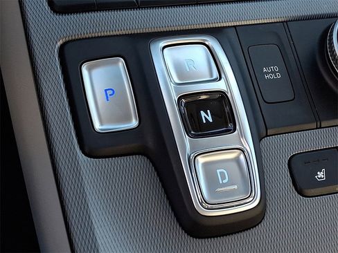 Used 2023 Hyundai Palisade Limited image 17