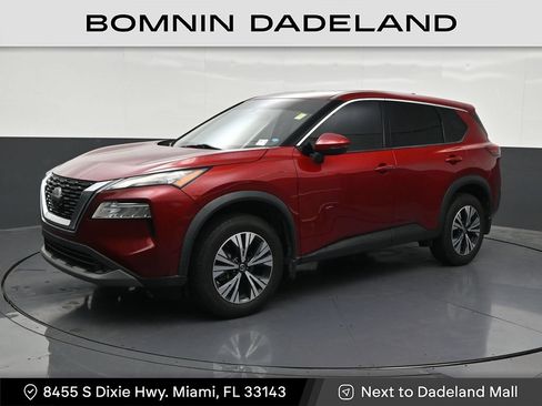 Used 2021 Nissan Rogue SV FWD image 1