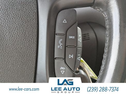 Used 2011 Buick Enclave CXL w/ Trailering Provision Package FWD image 25