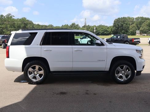 Used 2019 Chevrolet Tahoe LT w/ Max Trailering Package AWD/4WD image 4