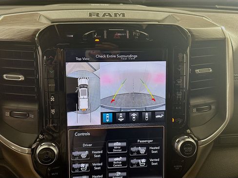 Used 2020 RAM 1500 Laramie AWD/4WD image 22