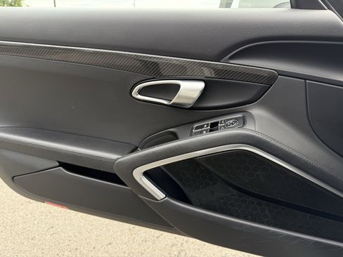 Used 2019 Porsche 911 Carrera image 25