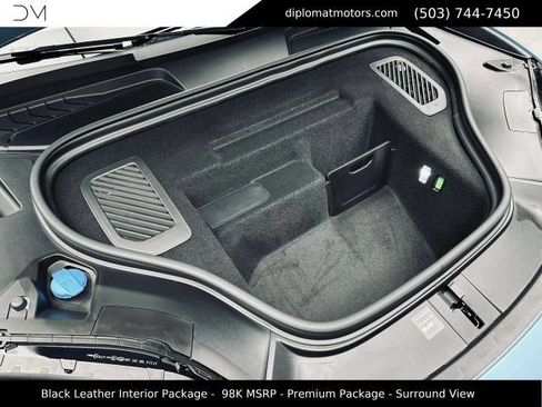 Used 2025 Porsche Macan 4 Electric AWD/4WD image 51
