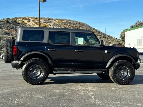 New 2025 Ford Bronco Big Bend w/ Black Diamond Package image 3