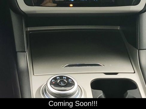 Used 2023 Ford Explorer XLT image 24