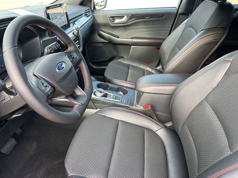 Used 2025 Ford Escape ST-Line w/ Equipment Group 301A image 22