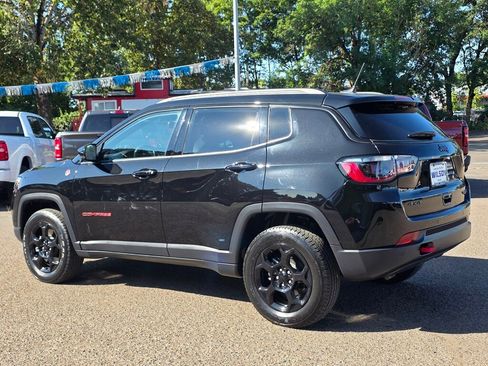 Used 2023 Jeep Compass Trailhawk image 29