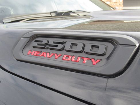 Used 2024 RAM 2500 Big Horn w/ Night Edition image 4