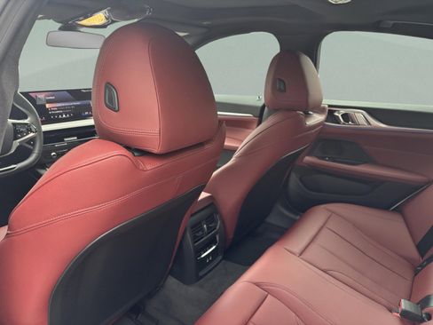 New 2026 BMW i4 eDrive40 w/ Parking Assistance Package image 29