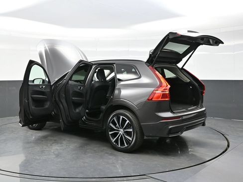 Used 2024 Volvo XC60 B5 Plus w/ Protection Package Premier AWD/4WD image 47