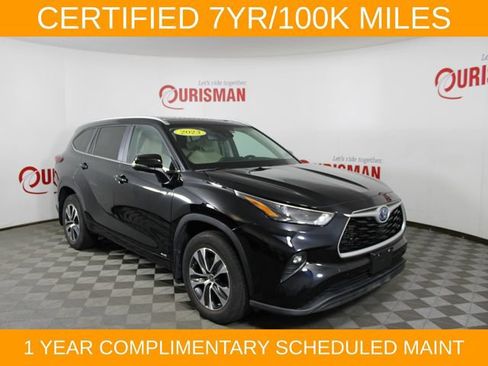 Used 2023 Toyota Highlander XLE AWD/4WD image 12