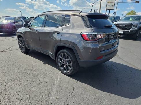 Used 2021 Jeep Compass Latitude AWD/4WD image 5