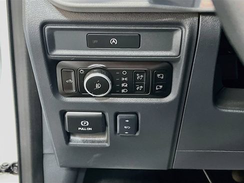 Used 2025 Ford F150 Lariat w/ Equipment Group 501A Mid AWD/4WD image 10