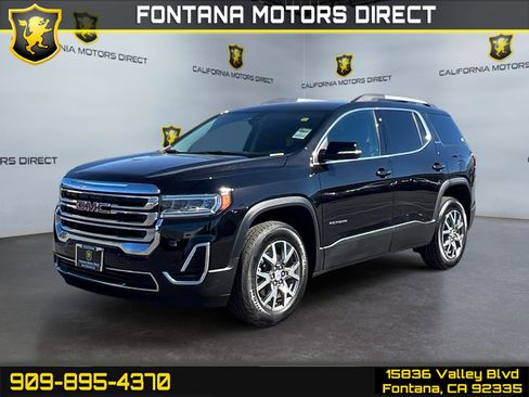 Used 2023 GMC Acadia SLE w/ Driver Convenience Package image 1
