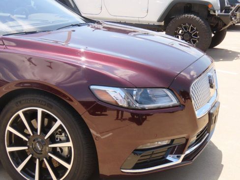Used 2020 Lincoln Continental Reserve FWD image 5