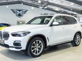 Used 2019 BMW X5 xDrive40i w/ Off-Road Package image 2
