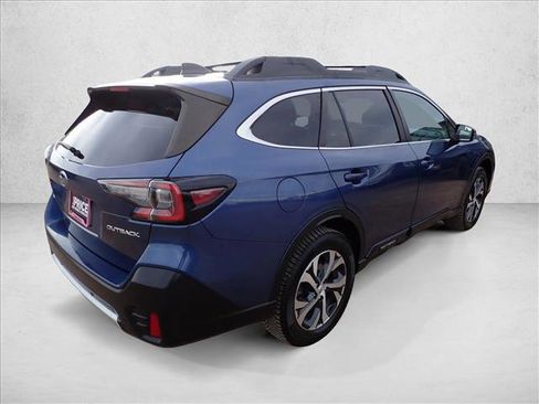 Used 2022 Subaru Outback Limited image 4
