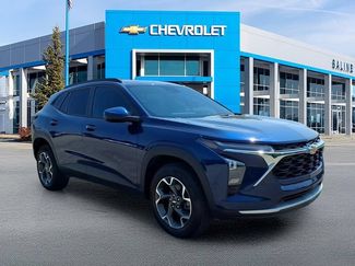 Used 2024 Chevrolet Trax LT w/ Driver Confidence Package FWD video 1