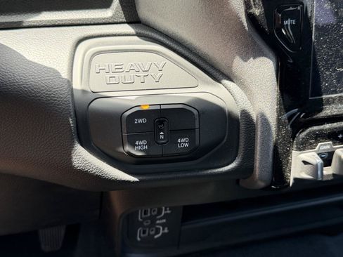 Used 2025 RAM 2500 Tradesman AWD/4WD image 24