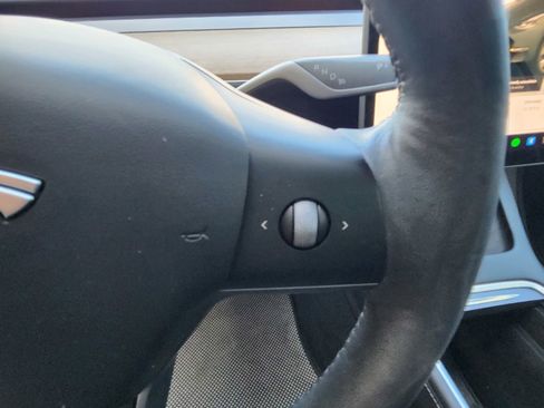 Used 2024 Tesla Model Y Long Range image 13