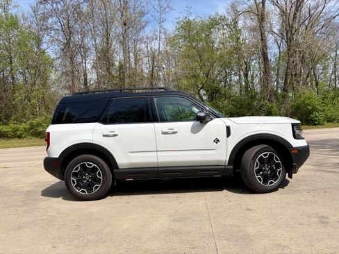 Used 2025 Ford Bronco Sport Outer Banks w/ Outer Banks Tech Package+ AWD/4WD image 8