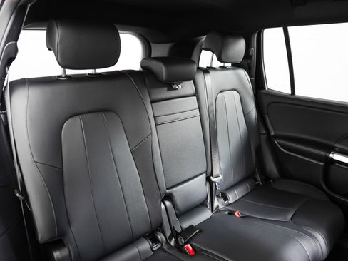 Certified 2023 Mercedes-Benz EQB 250+ w/ Exclusive Package image 7