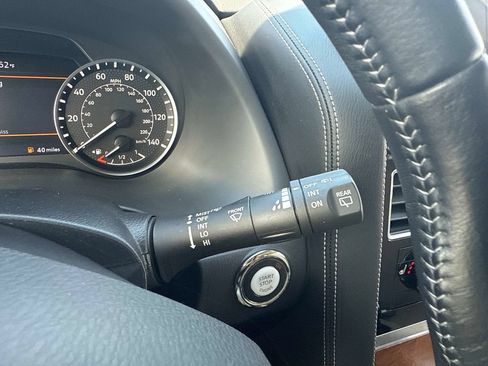 Used 2023 Nissan Armada SL w/ Cargo Package AWD/4WD image 32