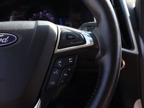 Used 2022 Ford Edge SEL image 27