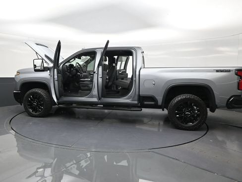 Used 2026 Chevrolet Silverado 2500 LTZ w/ Trail Boss Package AWD/4WD image 30