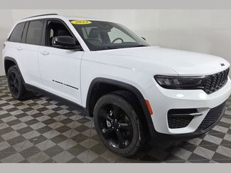 Used 2023 Jeep Grand Cherokee Altitude 360° Tour