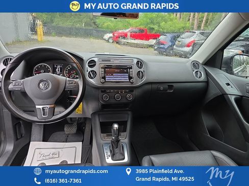 Used 2013 Volkswagen Tiguan S FWD image 13